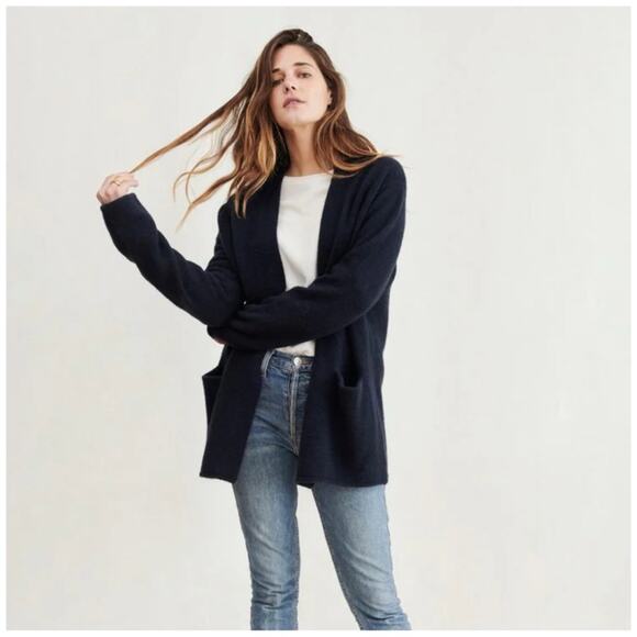 Jenni Kayne Short Sweater Coat Navy - Picture 1 of 12